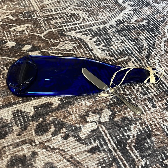 Wine Bottle Cheese Board - Picture 3 of 3